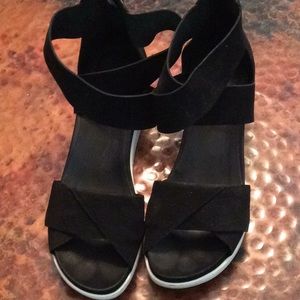 Eileen Fisher Viv Wedge , Size 10